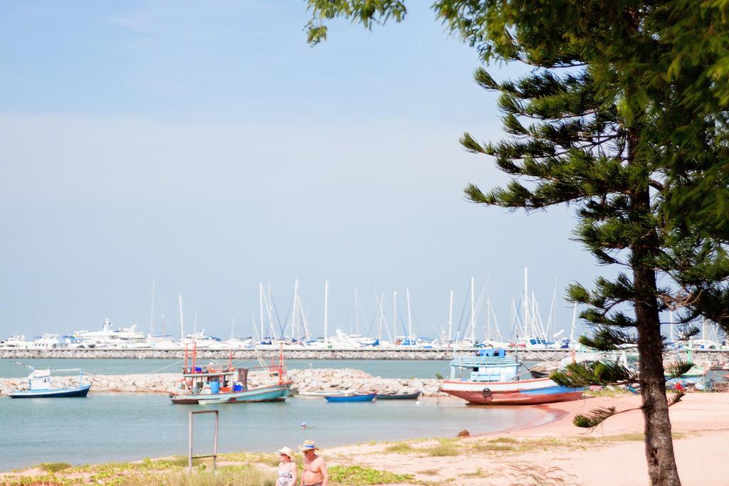 Villa 7Th Heaven Beach Front Pattaya ภายนอก รูปภาพ